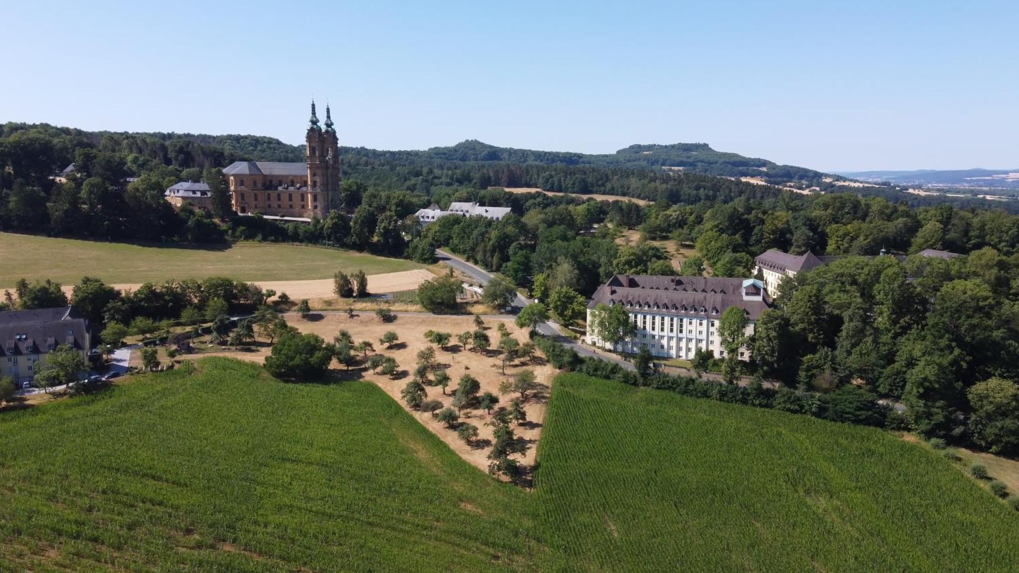 Bildungs- & Tagungshaeuser Vierzehnheiligen Bad Staffelstein Exterior photo